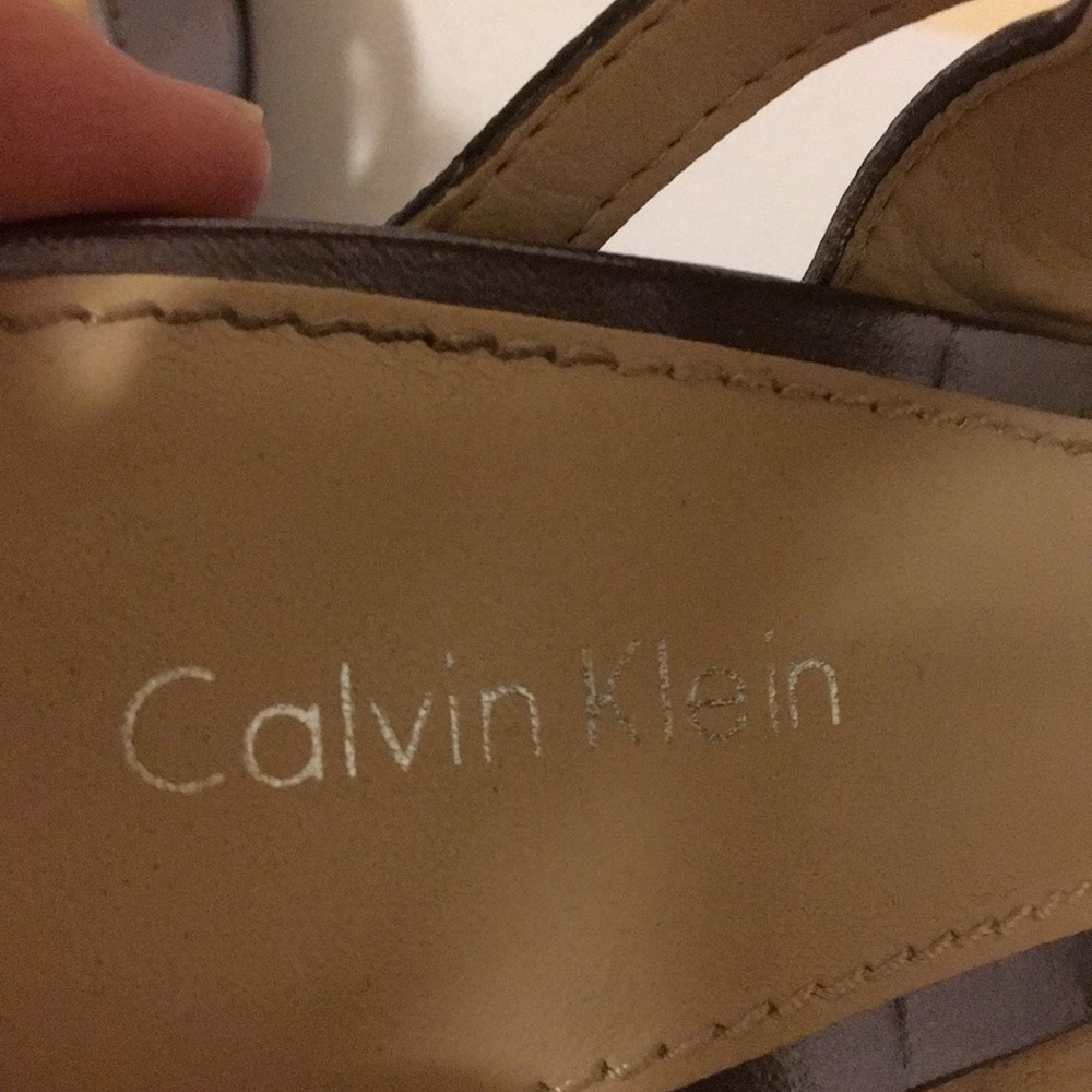 Calvin Klein Gorgeous heels size 6.5 - Picture 6 of 8
